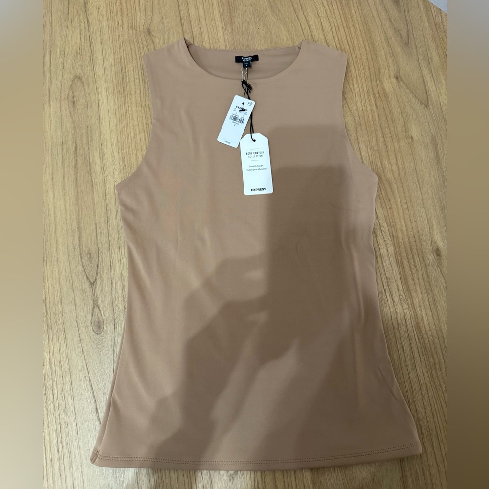 Tan Nude Body Contour High Compression Crew Neck Tank Small NWT